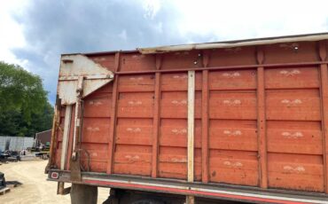 Unknown-International-grain-truck-diesel-1976-22