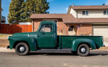 Unknown-International-harvester-s-110-1957-green-1