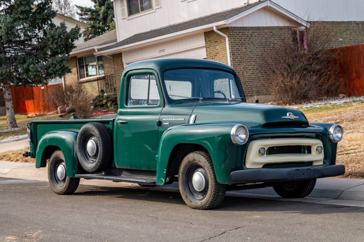 Unknown-International-harvester-s-110-1957-green-10
