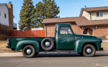 Unknown-International-harvester-s-110-1957-green-11