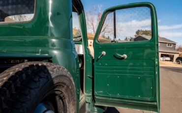 Unknown-International-harvester-s-110-1957-green-13