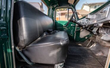 Unknown-International-harvester-s-110-1957-green-15