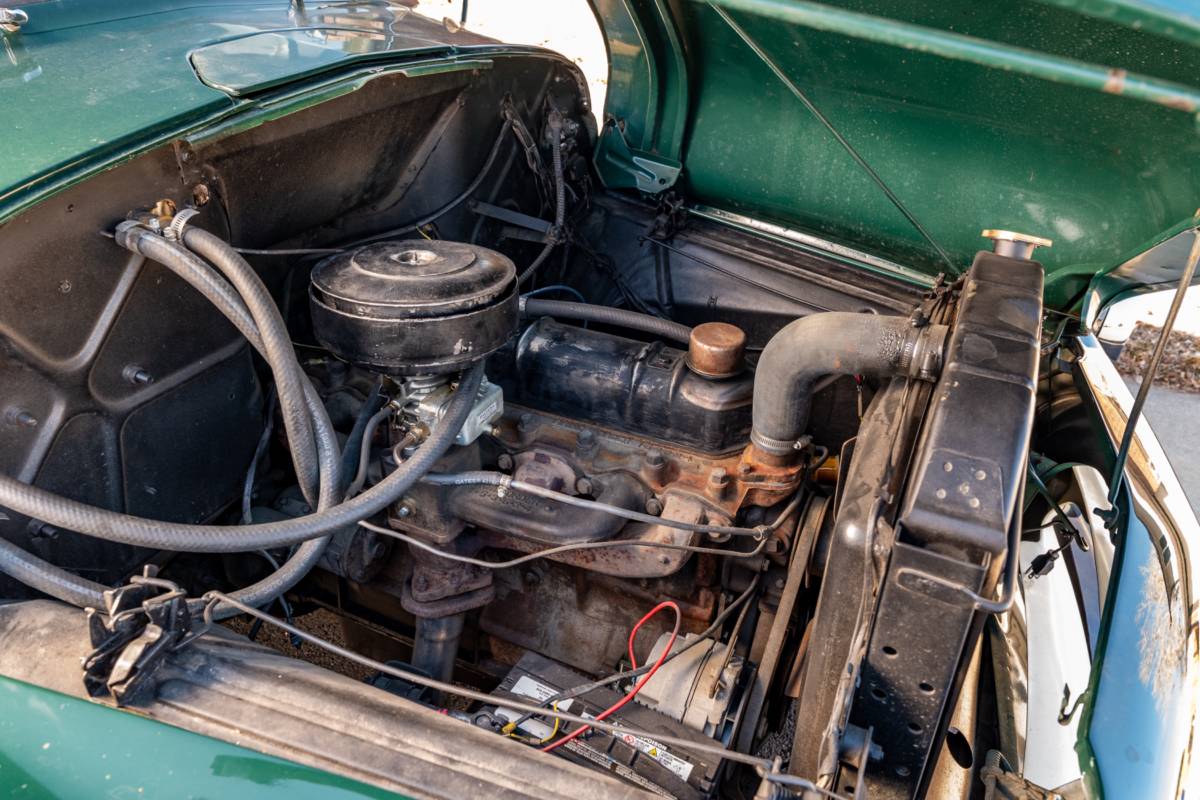 Unknown-International-harvester-s-110-1957-green-19