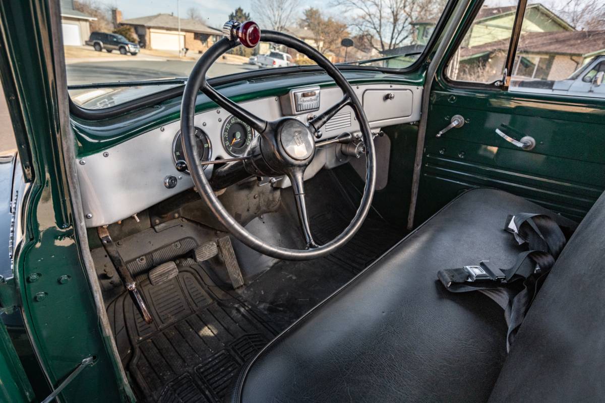 Unknown-International-harvester-s-110-1957-green-6