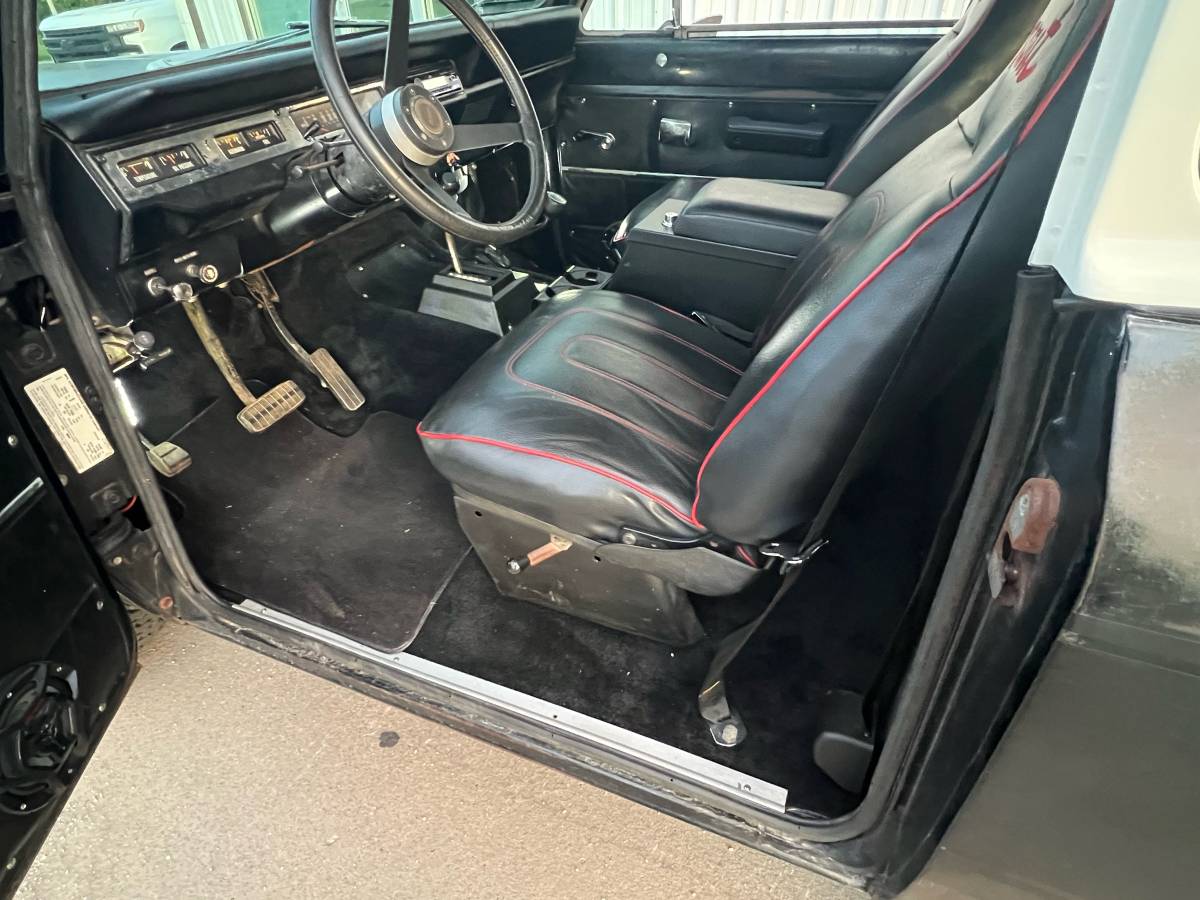 Unknown-International-scout-ii-1979-black-22