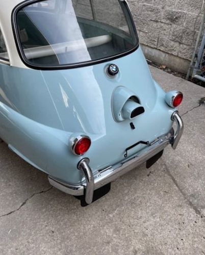 Unknown-Isetta-1957-Pale-BlueWhite-White-Vinyl-2