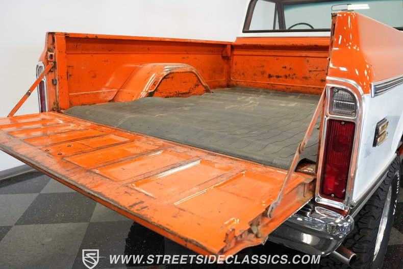 Unknown-K10-1972-Orange-White-11