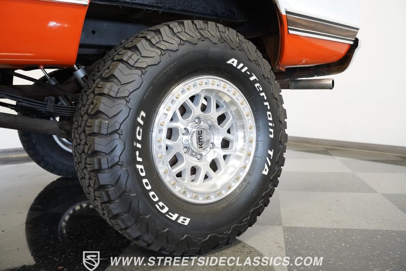 Unknown-K10-1972-Orange-White-16