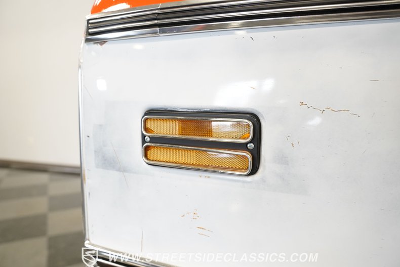 Unknown-K10-1972-Orange-White-48