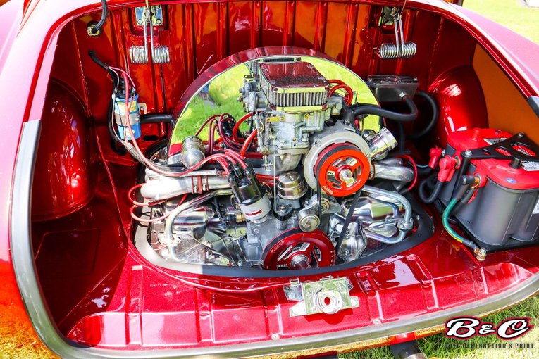 Unknown-Karmann-ghia-1966-Red-Tan-1