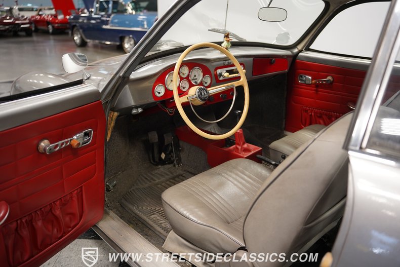 Unknown-Karmann-ghia-1969-Silver-Gray-3