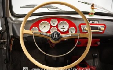 Unknown-Karmann-ghia-1969-Silver-Gray-38