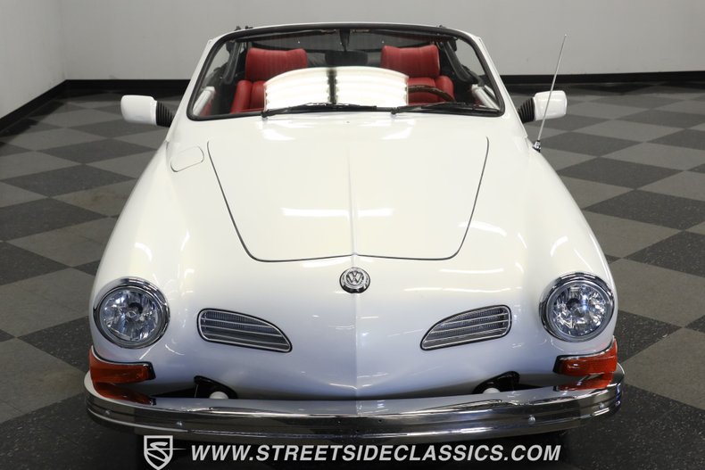 Unknown-Karmann-ghia-1973-Pearl-White-Red-20