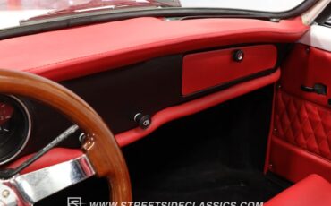 Unknown-Karmann-ghia-1973-Pearl-White-Red-37