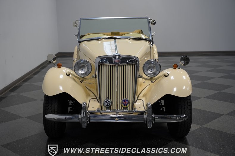 Unknown-Kit-car-1952-Cream-Tan-13