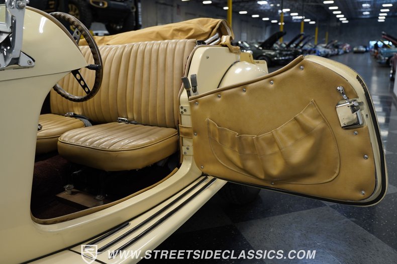 Unknown-Kit-car-1952-Cream-Tan-28