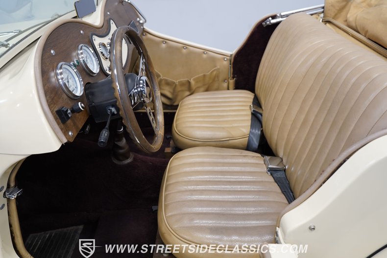 Unknown-Kit-car-1952-Cream-Tan-39