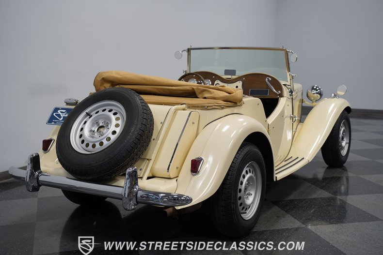 Unknown-Kit-car-1952-Cream-Tan-8
