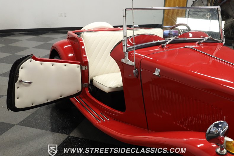 Unknown-Kit-car-1952-Red-White-11
