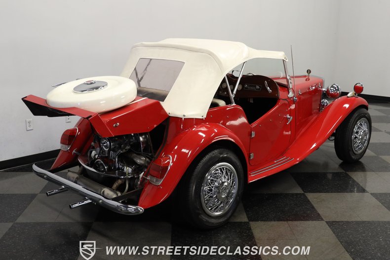 Unknown-Kit-car-1952-Red-White-12