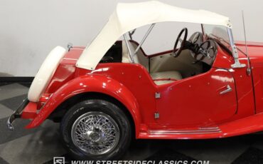 Unknown-Kit-car-1952-Red-White-15