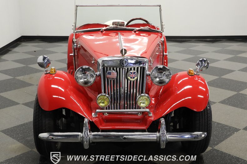 Unknown-Kit-car-1952-Red-White-19