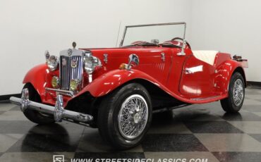 Unknown-Kit-car-1952-Red-White-24