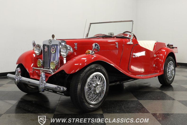 Unknown-Kit-car-1952-Red-White-24