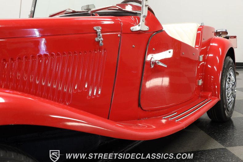 Unknown-Kit-car-1952-Red-White-25