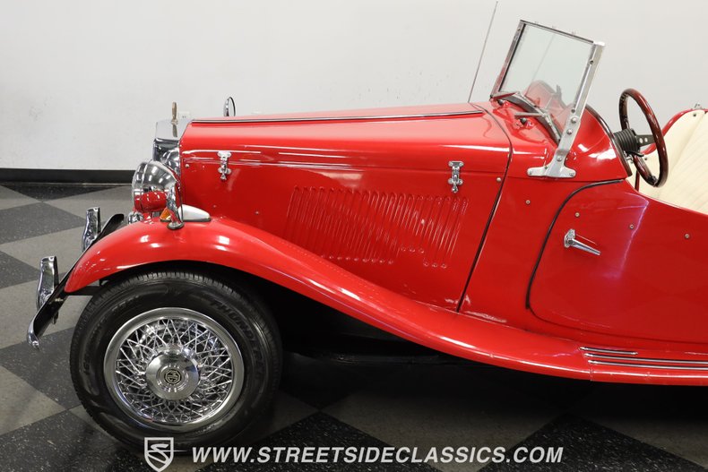 Unknown-Kit-car-1952-Red-White-26