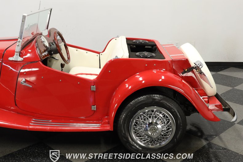 Unknown-Kit-car-1952-Red-White-27