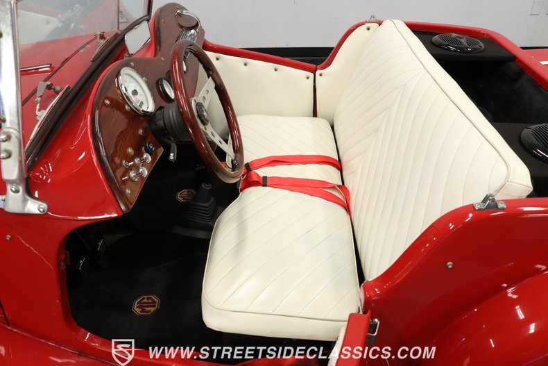 Unknown-Kit-car-1952-Red-White-37