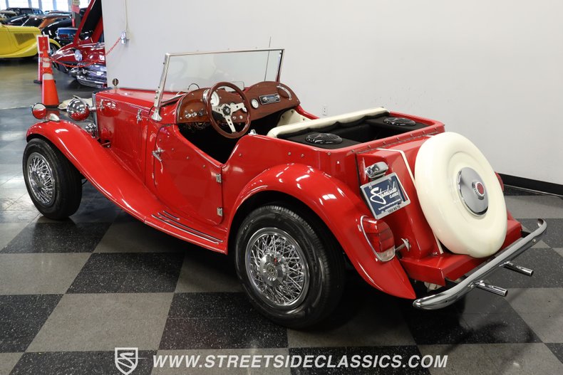 Unknown-Kit-car-1952-Red-White-4