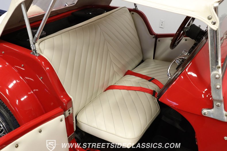 Unknown-Kit-car-1952-Red-White-46