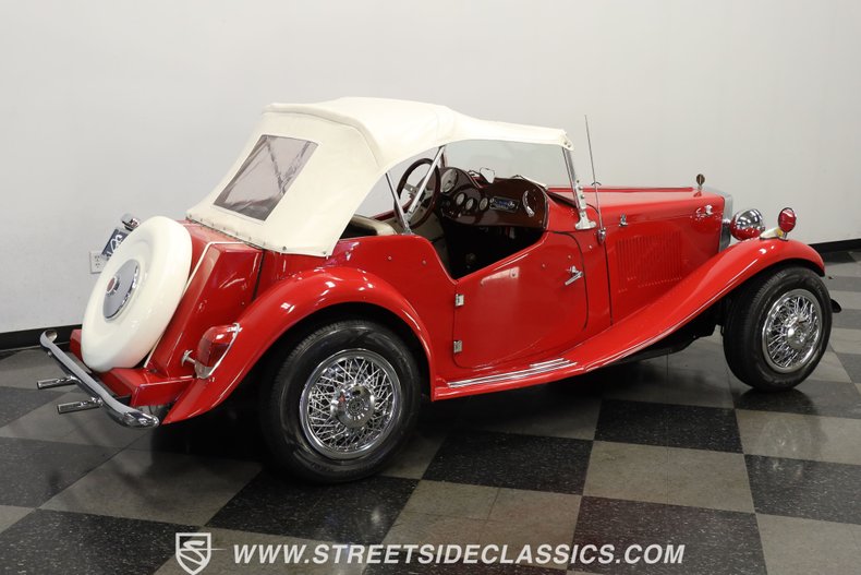 Unknown-Kit-car-1952-Red-White-6
