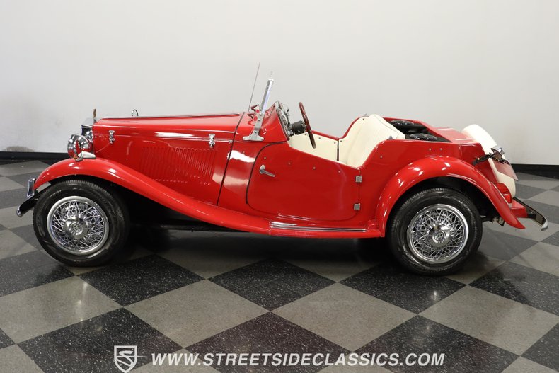 Unknown-Kit-car-1952-Red-White