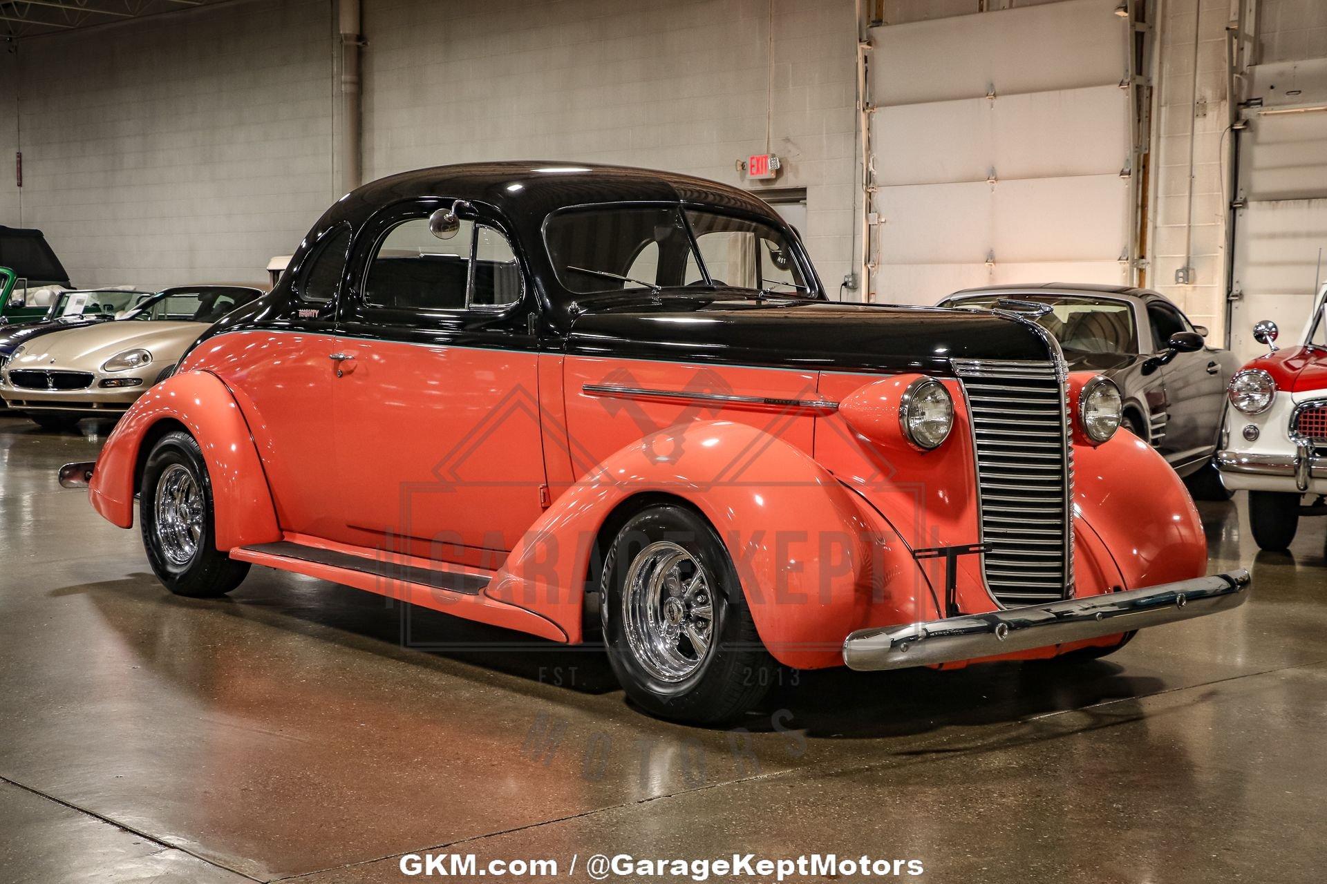 Unknown-Lafayette-1938-Black-And-Salmon-Black-34