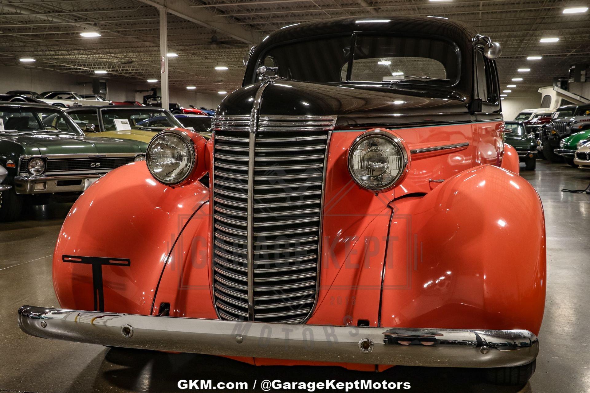 Unknown-Lafayette-1938-Black-And-Salmon-Black-40