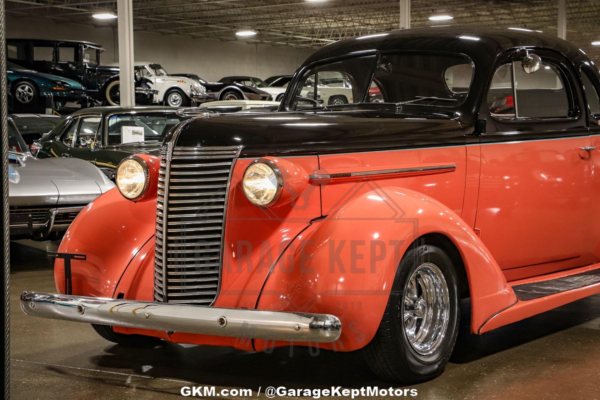 Unknown-Lafayette-1938-Black-And-Salmon-Black-43