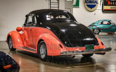 Unknown-Lafayette-1938-Black-And-Salmon-Black-5