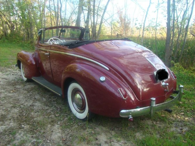 Unknown-Lafayette-1939-Red-Black-4