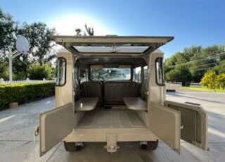 Unknown-Land-cruiser-1968-Beige-Beige-17