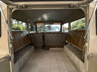 Unknown-Land-cruiser-1968-Beige-Beige-32