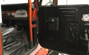 Unknown-Land-cruiser-1968-Copper-Metallic-Black-17
