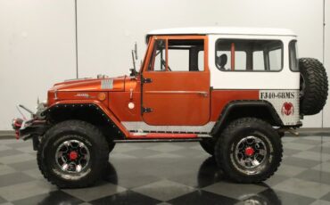 Unknown-Land-cruiser-1968-Copper-Metallic-Black