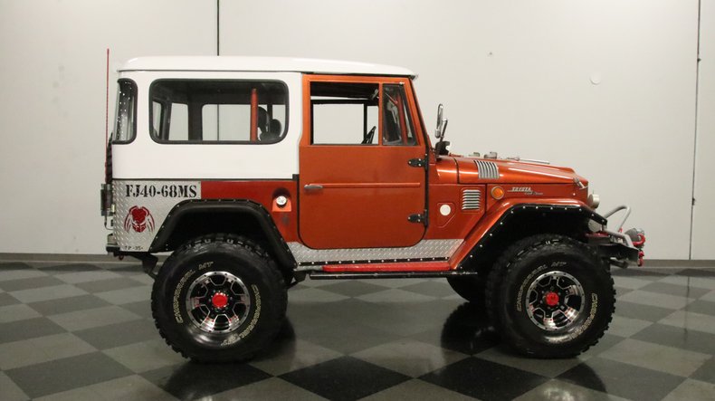 Unknown-Land-cruiser-1968-Copper-Metallic-Black-4