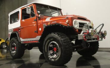 Unknown-Land-cruiser-1968-Copper-Metallic-Black-7
