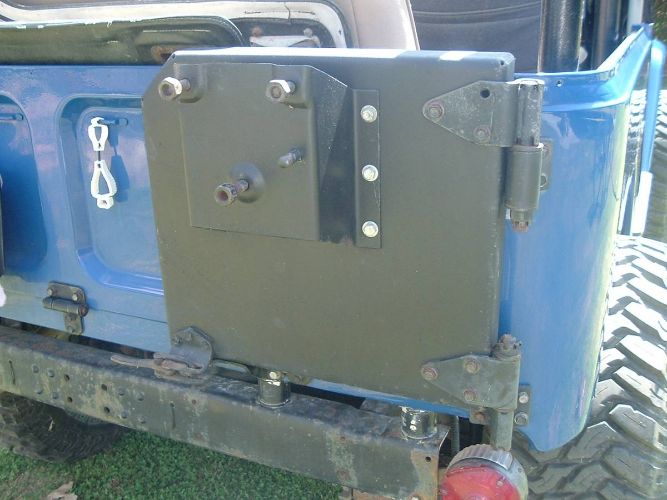 Unknown-Land-cruiser-1969-Blue-17