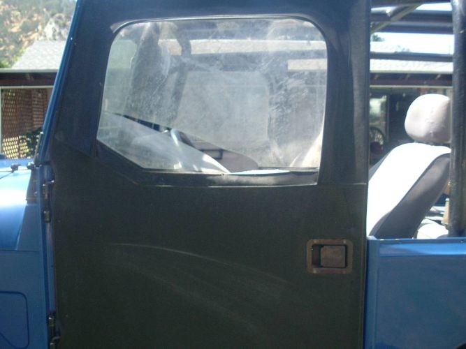 Unknown-Land-cruiser-1969-Blue-20