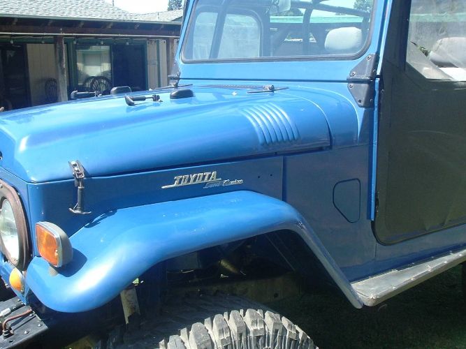 Unknown-Land-cruiser-1969-Blue-21